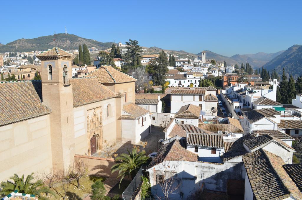 Hotel Santa Isabel La Real Granada Exterior photo